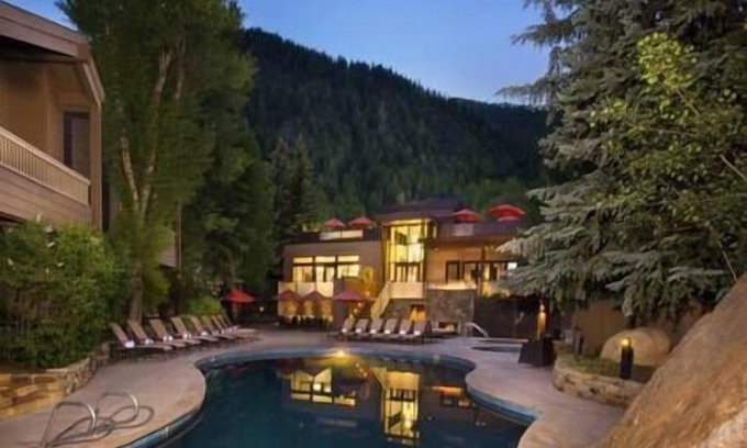 Aspen Complejo | Few Blocks to the Gondola, Core, Pool-Hot Tub