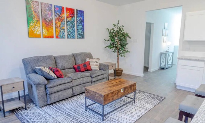 Montgomery Casa | Few Minutes From Lake Conroe and Community Lake