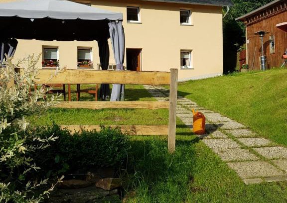 Hainewalde Apartamento | FEWO Hainewalde Hühnerfarm