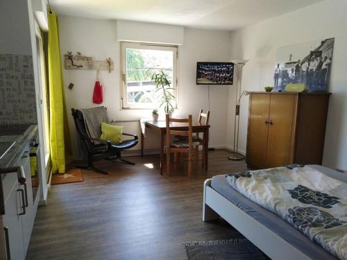Rhynern Apartamento | FeWo Johan - ideal für 1-2 Personen, eigene Terrasse