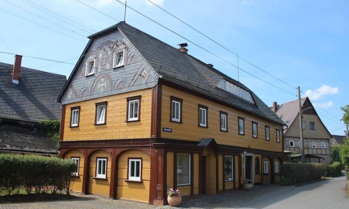 Grossschoenau Apartamento | Fewo Marie Modern & Rustikal mit Sauna
