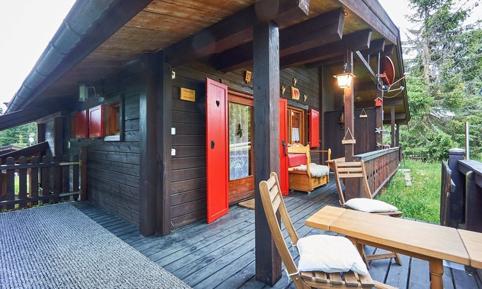 Hochkrimml Cabina | ⛷️FeWo Paul⛷️uriger Cabin vacation for max 4 pers / close to the lift / carport / WLAN