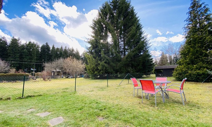 Schoemberg Casa | Fewo - Waldrand-lage mit Garten, Grill & Parkplatz. Haustiere Willkommen