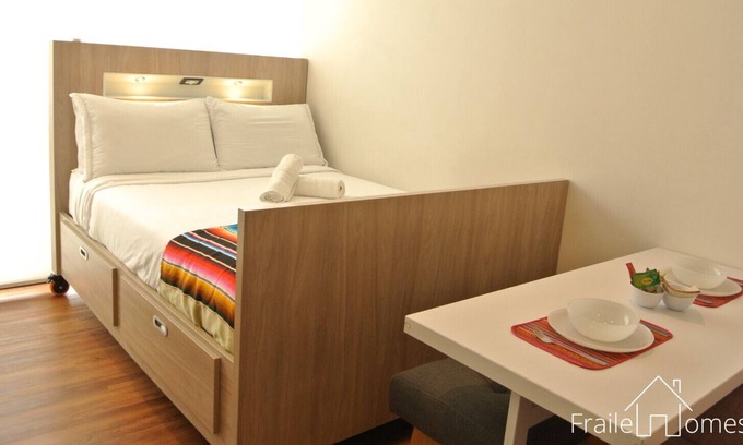 Chico Norte III Apartamento | FH ~ Centric and Wonderful studio in Chicó ~ Bogotá
