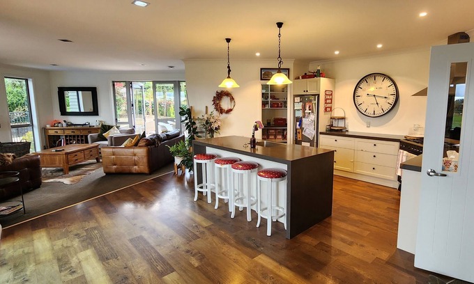 Cambridge Casa | Field Days Accommdation