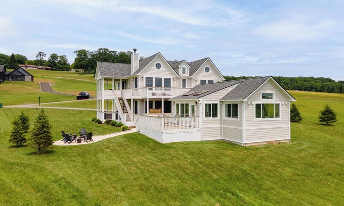 Waterfront Greens Casa | Field of Dreams: Golf Area, Lake Access, Tons of Community Amenities!