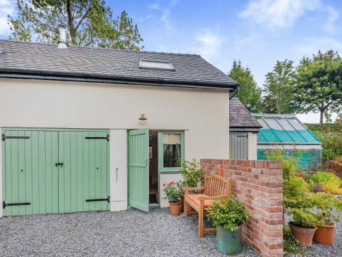 Cynghordy Casa | Field View