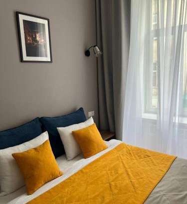 Lviv City Center Apartamento | Fiesta Apartment on Franka 2BR-6P