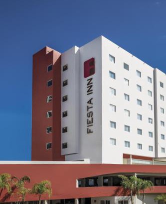 Granja Hotel | Fiesta Inn Guadalajara Periferico Poniente