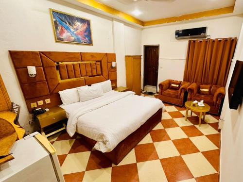 Multan Hotel | Fiesta Inn Hotel & Resorts Multan