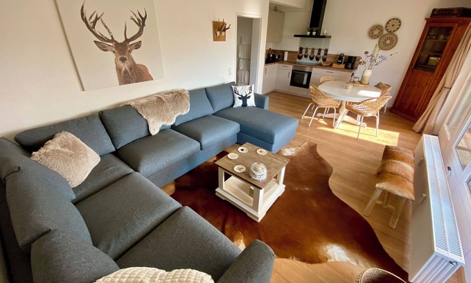 Schwalefeld Apartamento | Fijn Appartement met Fantastisch Uitzicht