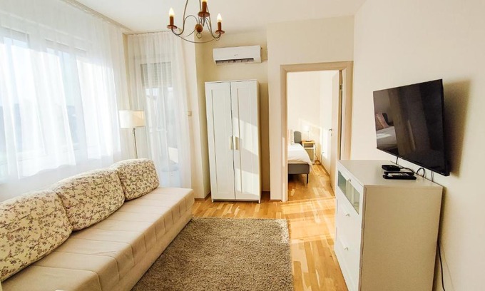 Novi Sad Apartamento | FilinHome Papa 6