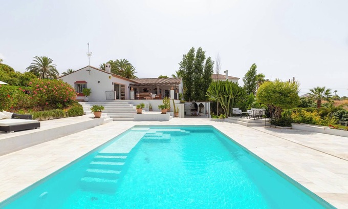 New Golden Mile Casa | Finca "Almijan Alegria" con vistas al mar y a la montaña, piscina y Wi-Fi