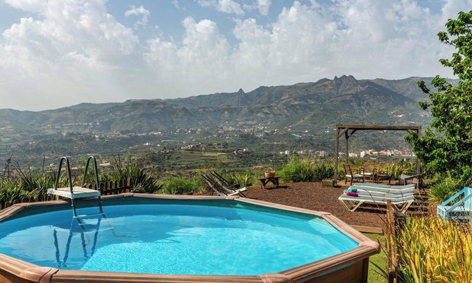 La Solana Casa | Finca "Casa Rural La Caldera" con vistas a la montaña, piscina, jardín y Wi-Fi