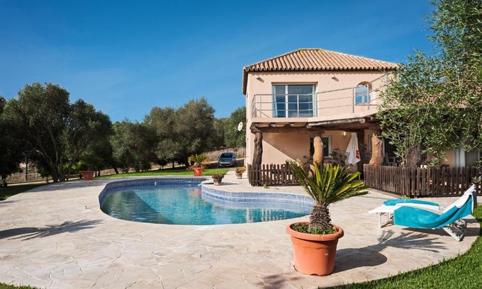 San Ambrosio Casa | Finca Casa Rural Lumalú