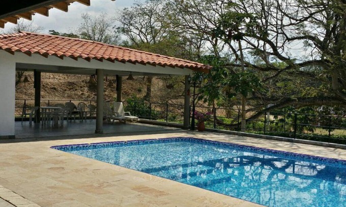 Santa Fe de Antioquia Casa | Finca con Piscina Privada en Santa fe de Antioquia