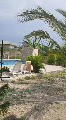 Hacienda Bella Esperanza Cama Y Desayuno | Finca Darryl - Piscina y Relax - Playas Villamil