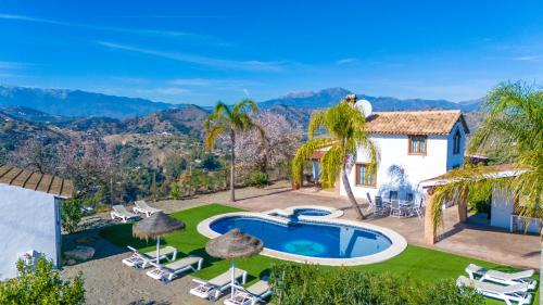 Coin Chalet De Esquí | Finca el Cerro - Piscina y Jacuzzi