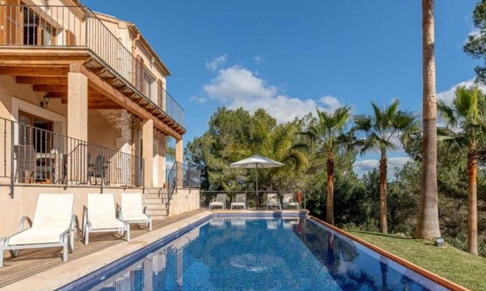 Felanitx Villa | Finca es Foners: Lujoso Refugio en la Montaña con Vistas Panorámicas y Jacuzzis Privados en Felanitx
