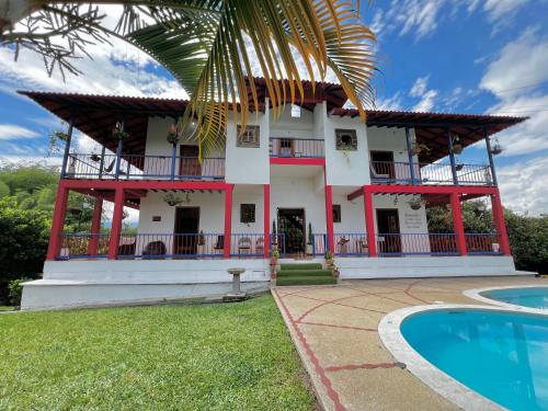 Armenia Casa | Finca Hotel Calle Jardin