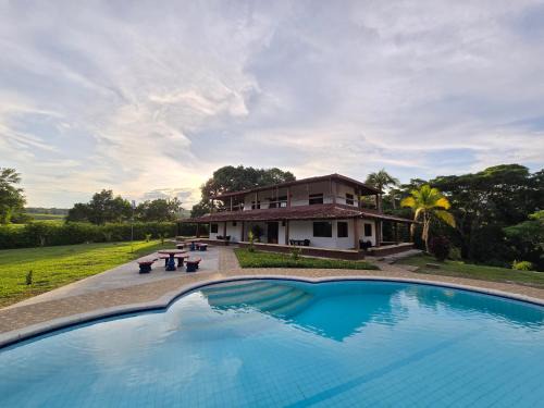 Puerto Triunfo Villa | Finca Hotel Galilea Doradal