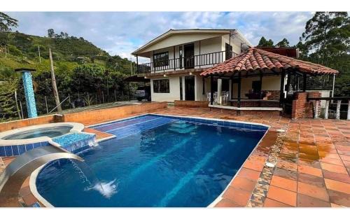 Dosquebradas Casa | Finca la mariana