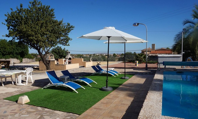Alicante Casa | Finca de 2.500 m² con piscina de la familia grande o grupo de hasta 12 personas + x