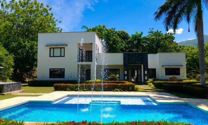 Santa Fe de Antioquia Casa | Finca Vacacional Privada en Santa fe de Antioquia