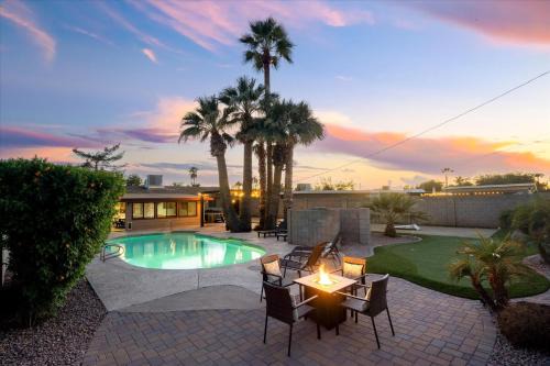South Scottsdale Casa | Find Me Under The Palms
