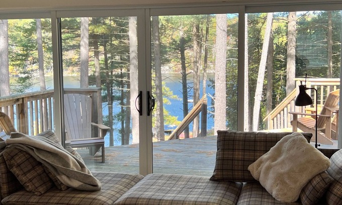 Frontenac Cabina | Find Serenity on this 180 acre property with private lake