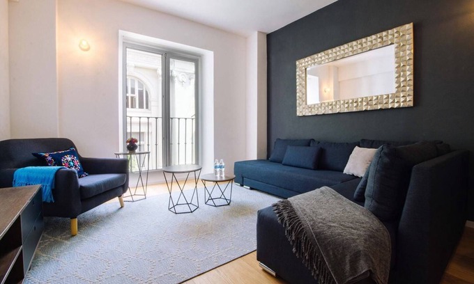 Historic Center Apartamento | Find your peace in the Historic Center (SI302)