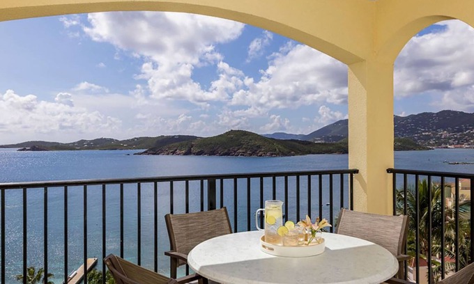 Flag Hill Complejo | 𝐅𝐢𝐧𝐝𝐢𝐧𝐠 𝐌𝐞𝐢𝐥𝐢 Beachfront Dream Getaway @Frenchman's Cove Resort, 2BR