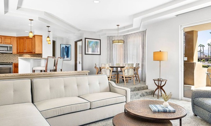Palm Desert Complejo | 𝐅𝐢𝐧𝐝𝐢𝐧𝐠 𝐌𝐞𝐢𝐥𝐢 The Ultimate Desert Springs Getaway!+Amenities, 2BR