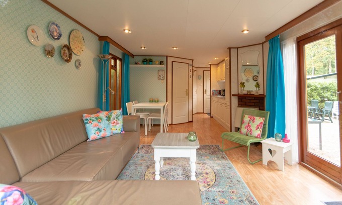 Bosgebied Hoenderloo Chalet De Esquí | Fine cottage 41 + garden on beautiful child-friendly park in nature