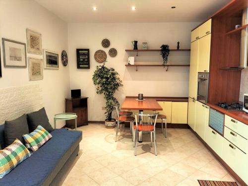 Ronchi dei Legionari Apartamento | Finestre Verdi appartamento con parcheggio
