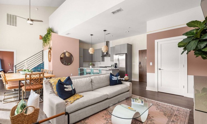 West End Apartamento | Fiora Loft by Vandy & Parthenon