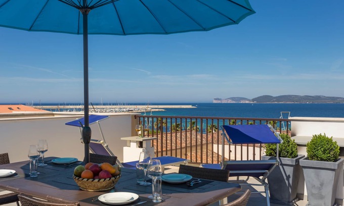 Pivarada Apartamento | Ático flor vista al mar con gran terraza.
