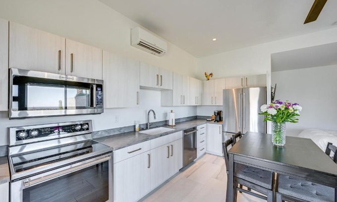 San Tan Valley Apartamento | Fire Pit and Views at Peaceful Queen Creek Studio