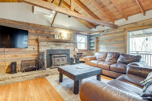 Cataloochee Ranch Casa | Fire Pit and Views Blue Ridge Mountain Cabin!