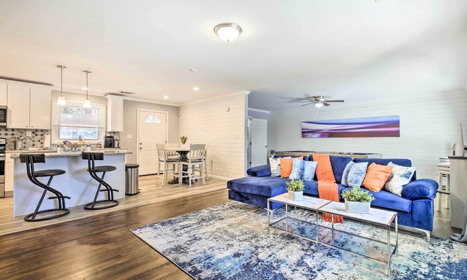 Collier Heights Casa | Fire Pit & Deck: Atlanta Home ~ 8 Mi to Dwtn!