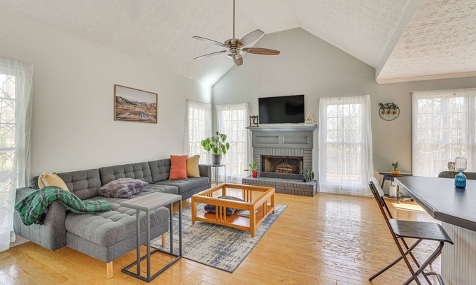 Dacula Casa | Fire Pit & Wooded Views: Family Home in Dacula!