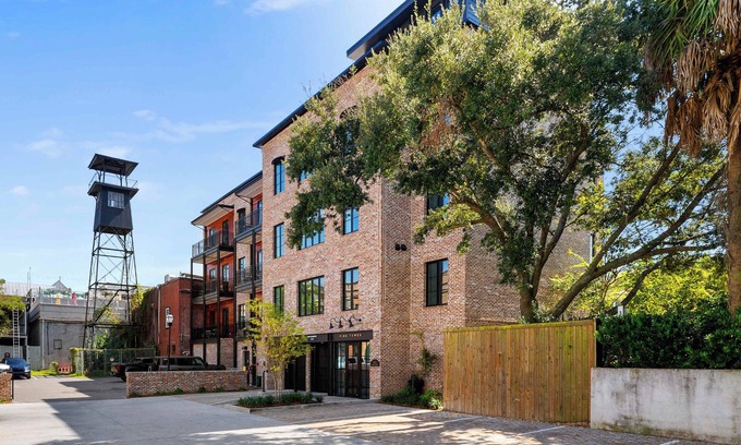Cannonborough Elliotborough Condominio | King Street Condo - Walk Everywhere!