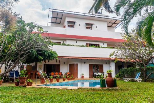 Whitefield Complejo | Firefly Homestay 3BR with Private Pool & Terrace Access Perfect for Weekend Getaway