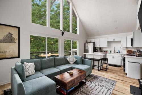 Mount Jackson Casa | Fireplace Grill Games & Dogs near Bryce Resort