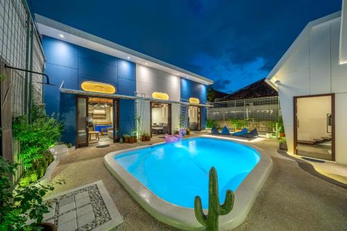 Seminyak Apartamento | First 5 Loft