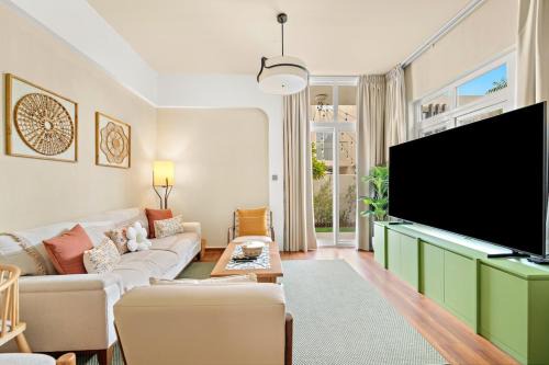 Dubai Apartamento | FIRST CLASS VILLA Modern Comfort & Style