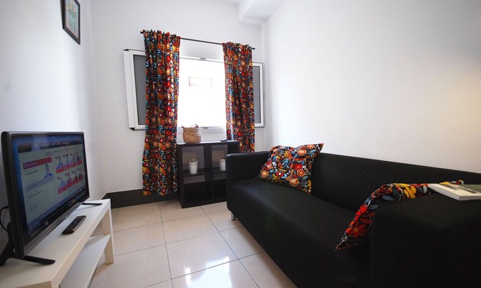 Playa de Arinaga Apartamento | First floor apartment close to sea promenade