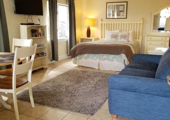 Edgecomb Apartamento | First floor comfort and convenience Sheepscot Harbour Studio #207