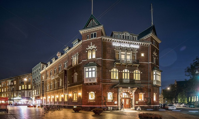Odense Hotel | First Hotel Grand Odense