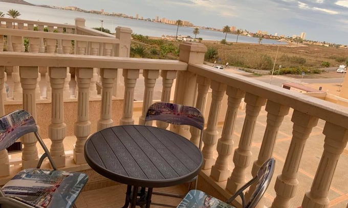 Cartagena Apartamento | Primera línea de playa y vistas al mar.